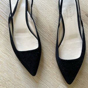 The Editor Slingback Flat Shoe in Black